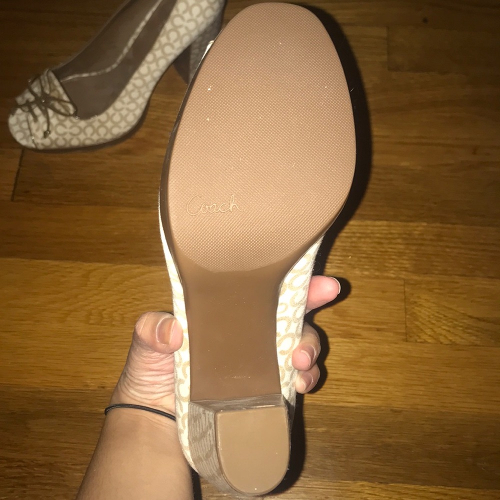 Coach Printed Heels - Picture 3 of 3